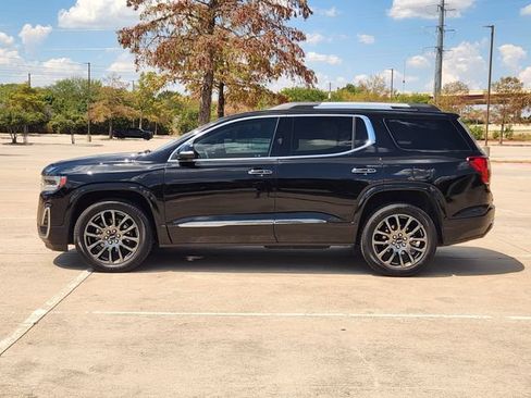 Used 2023 GMC Acadia Denali w/ Black Diamond Edition FWD image 4