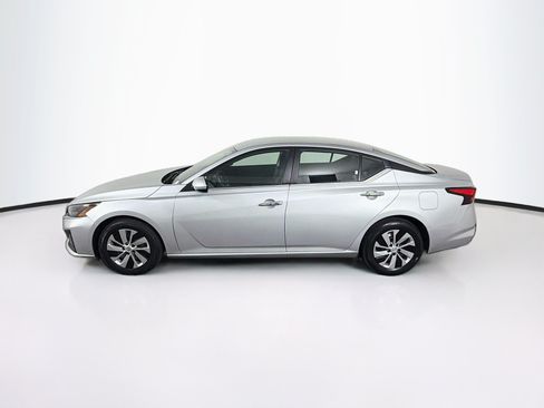 Used 2023 Nissan Altima 2.5 S FWD image 4