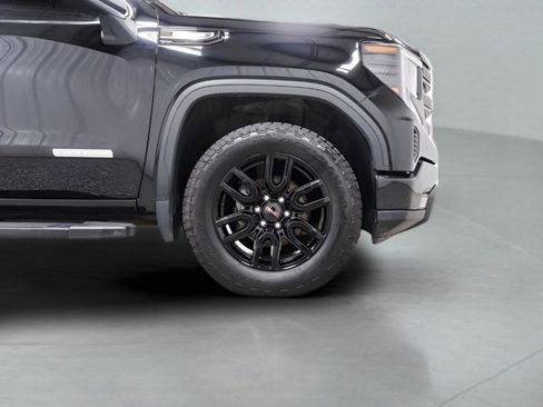 Used 2024 GMC Sierra 1500 Elevation w/ X31 Off-Road Package AWD/4WD image 7