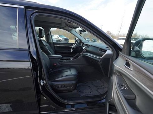 Used 2021 Jeep Grand Cherokee L Limited image 21