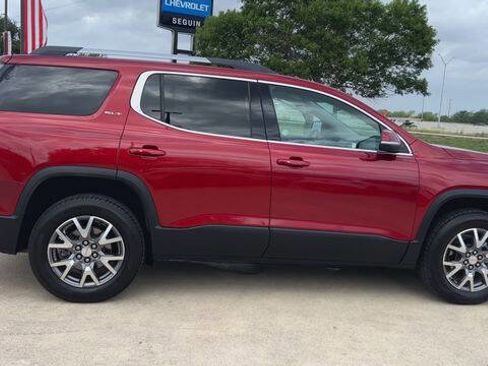 Used 2023 GMC Acadia SLT AWD/4WD image 9