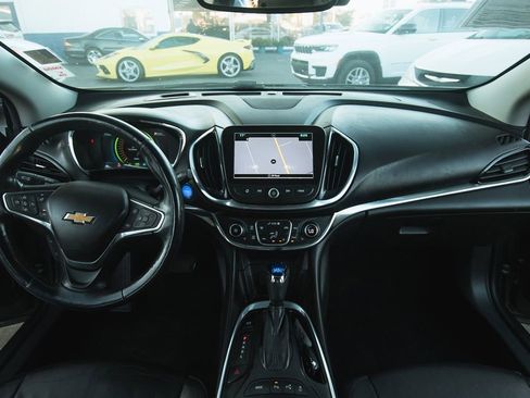 Used 2016 Chevrolet Volt Premier w/ Driver Confidence Package image 17