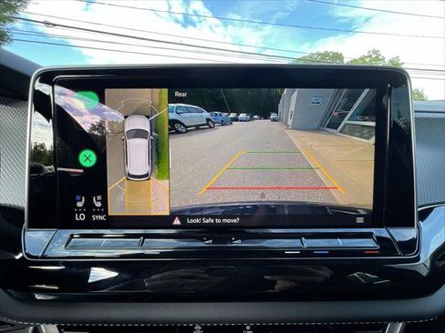 New 2026 Volkswagen Atlas Cross Sport SEL Premium R-Line image 17