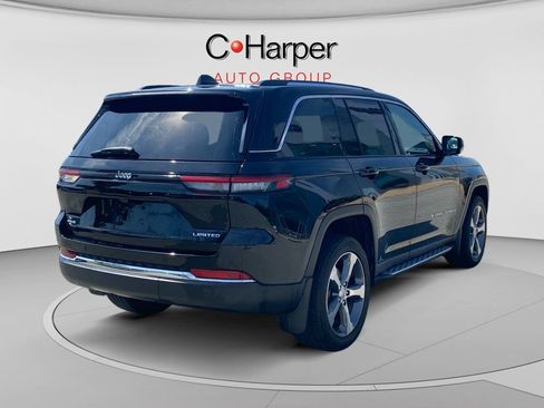 Used 2023 Jeep Grand Cherokee Limited AWD/4WD image 3