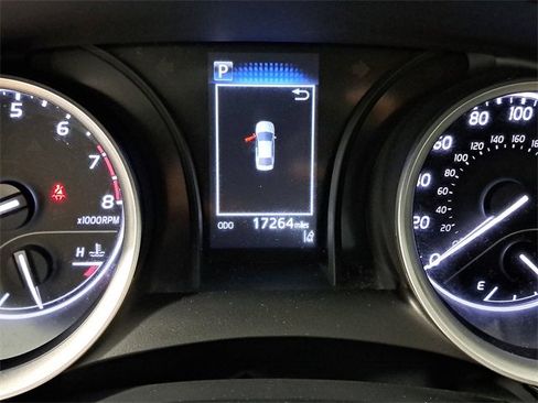 Used 2023 Toyota Camry LE image 2