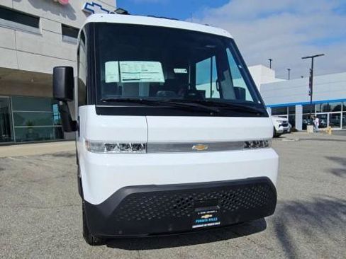 New 2025 Chevrolet Brightdrop 600 FWD image 3