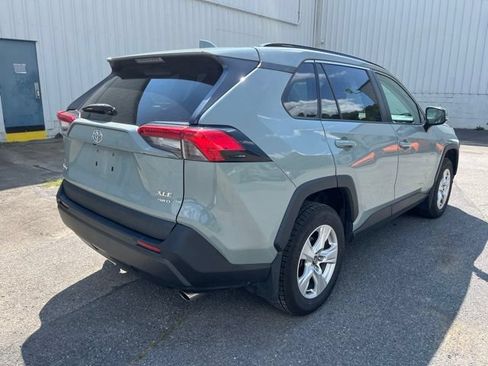 Used 2020 Toyota RAV4 XLE w/ All Weather Liner Package AWD/4WD image 6