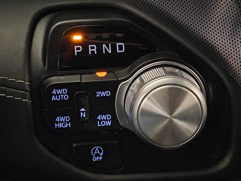 Used 2019 RAM 1500 Limited AWD/4WD image 24