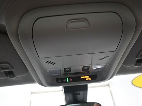 Used 2023 Chevrolet Equinox LT image 11