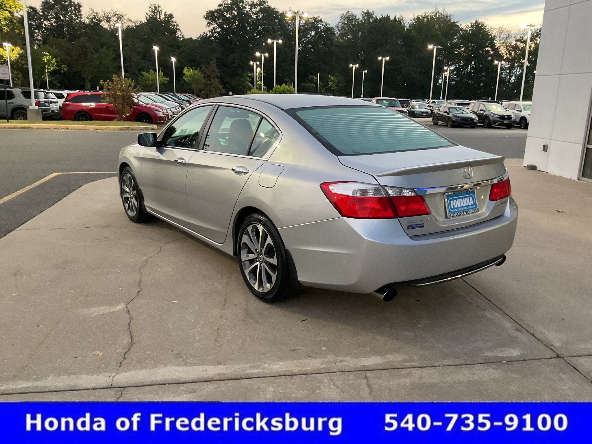 Used 2015 Honda Accord Sport image 4