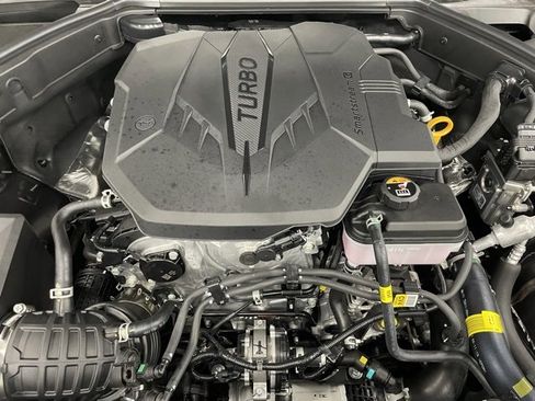 New 2026 Genesis G70 2.5T Prestige image 9