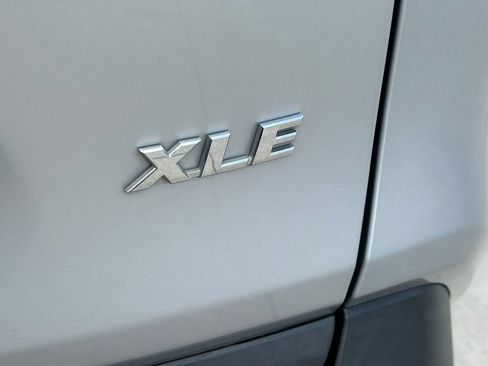 Used 2024 Toyota RAV4 XLE FWD image 13