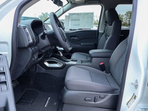 New 2026 Nissan Frontier SV w/ SV Convenience Package image 7