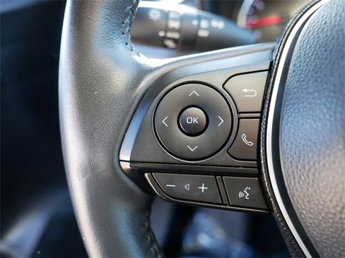 Used 2020 Toyota RAV4 XLE image 25