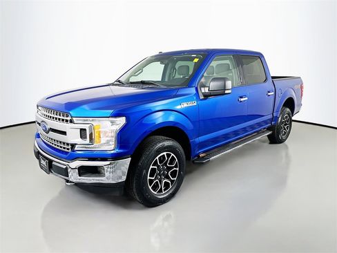 Used 2018 Ford F150 XLT w/ Equipment Group 302A Luxury image 3