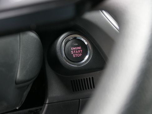 Certified 2025 Subaru Crosstrek 2.0i Premium image 16