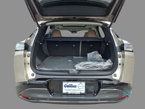 New 2026 Nissan Murano Platinum image 7