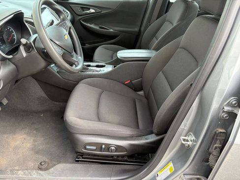 Used 2023 Chevrolet Malibu LT FWD image 5