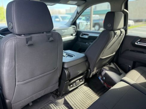 Used 2024 Chevrolet Silverado 1500 LT image 13