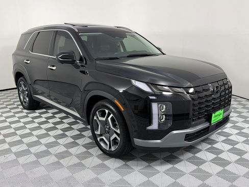 Used 2024 Hyundai Palisade SEL w/ Premium Package FWD image 7