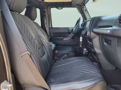 Used 2018 Jeep Wrangler Unlimited Sport S AWD/4WD image 26