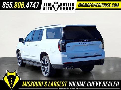 New 2026 Chevrolet Suburban RST w/ Comfort Package AWD/4WD image 6