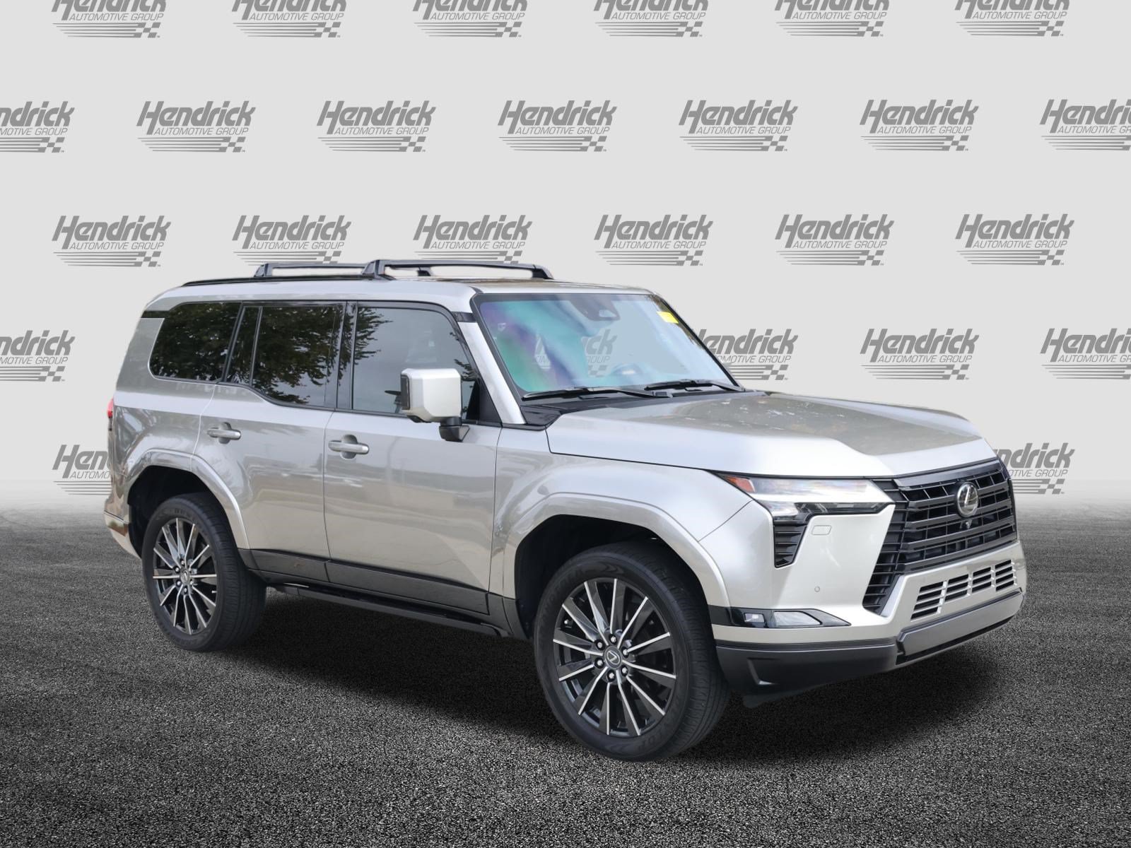 Used 2024 Lexus GX 550 w/ Accessory Package (Z1) AWD/4WD image 2