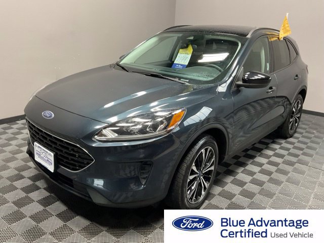 Used 2022 Ford Escape SE w/ SE Sport Appearance Package AWD/4WD image 1