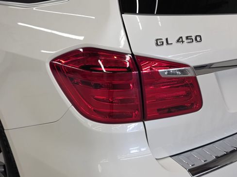 Used 2015 Mercedes-Benz GL 450 4MATIC image 59