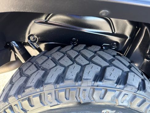 Used 2023 Jeep Wrangler Unlimited AWD/4WD image 13
