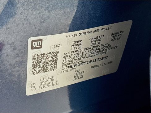 Used 2025 Chevrolet Traverse LT image 31