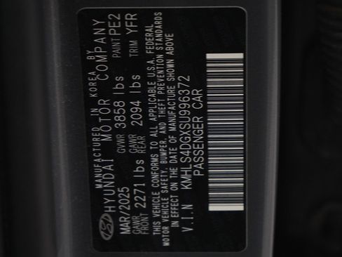 Used 2025 Hyundai Elantra SEL image 25
