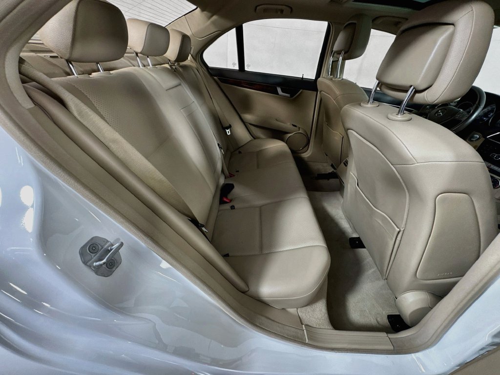 Used 2014 Mercedes-Benz C 250 Sedan image 33