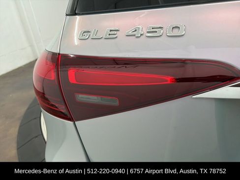 Used 2024 Mercedes-Benz GLE 450 4MATIC image 12