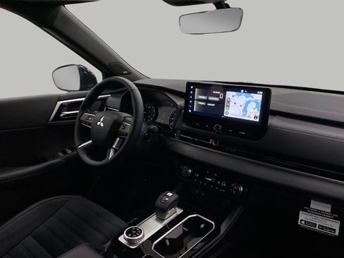 New 2026 Mitsubishi Outlander LE AWD/4WD image 50