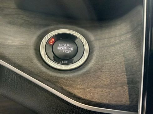 Used 2024 Jeep Grand Cherokee Limited 4xe w/ Luxury Tech Group II image 41