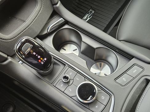 New 2026 Cadillac XT5 Luxury w/ LPO, Floor Liner Package image 15