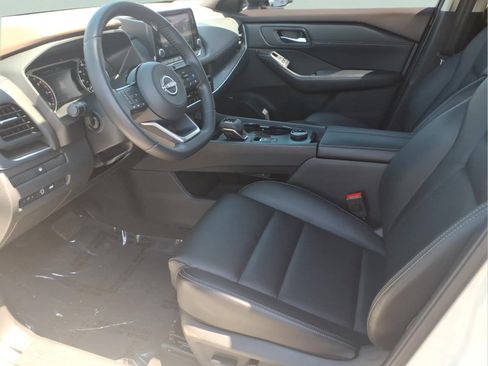 Certified 2023 Nissan Rogue SV w/ SV Premium B Package AWD/4WD image 11
