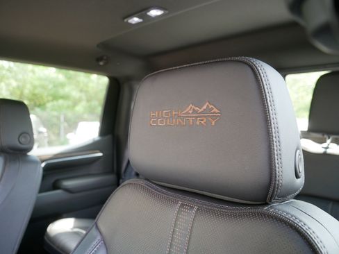 Used 2024 Chevrolet Silverado 1500 High Country w/ Midnight Edition AWD/4WD image 36