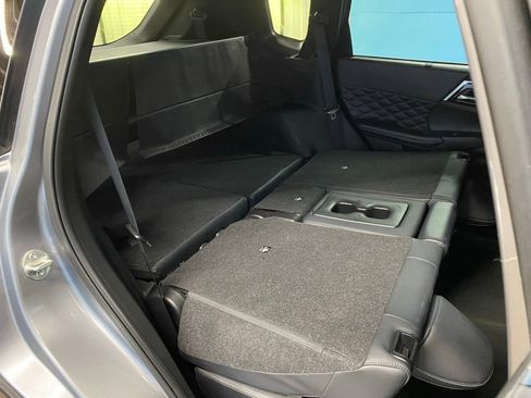 Used 2023 Mitsubishi Outlander SEL image 49