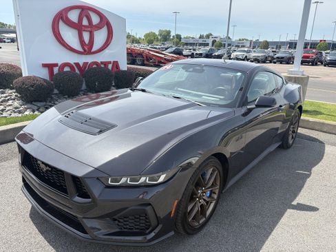 Used 2024 Ford Mustang GT Premium RWD image 10