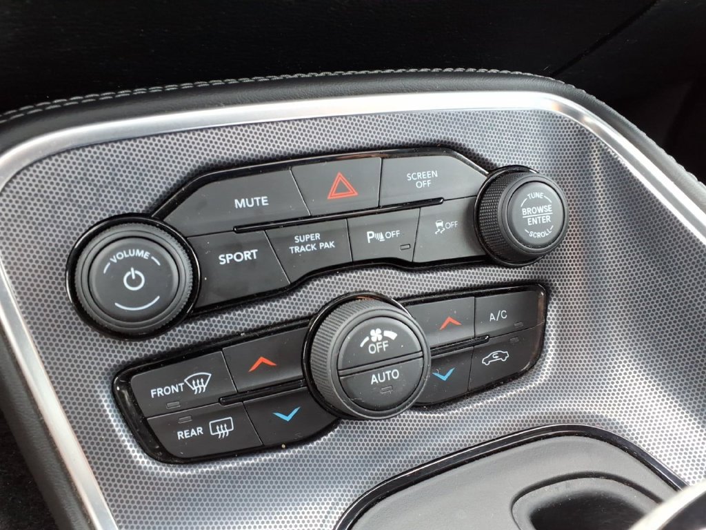 Used 2017 Dodge Challenger GT w/ Driver Convenience Group AWD/4WD image 16