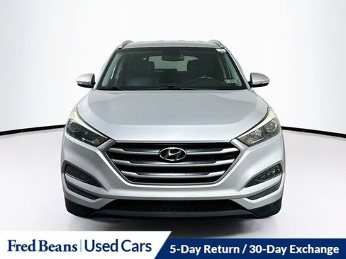 Used 2017 Hyundai Tucson SE Plus AWD/4WD image 2