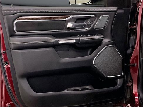 Used 2019 RAM 1500 Laramie RWD image 21