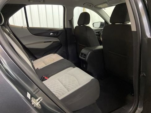Used 2019 Chevrolet Equinox LS AWD/4WD image 18