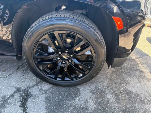 Used 2023 Chevrolet Tahoe Premier w/ Max Trailering Package image 4