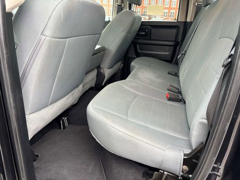 Used 2018 RAM 1500 Express w/ Express Value Package image 12