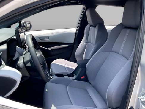 Used 2026 Toyota Corolla SE FWD image 7