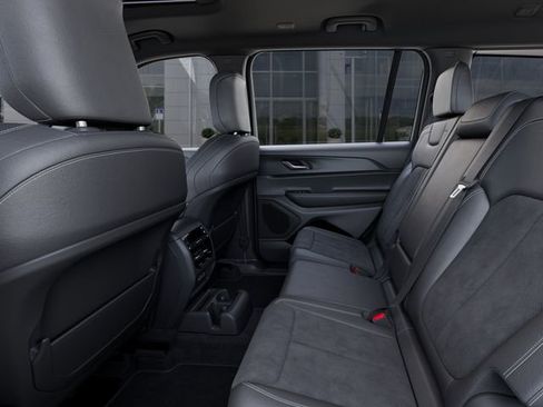 New 2025 Jeep Grand Cherokee L Altitude AWD/4WD image 23