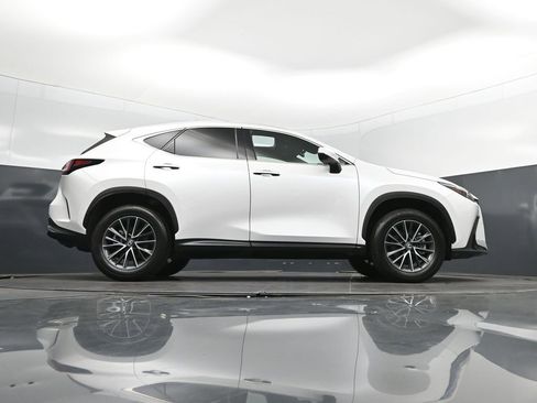 Used 2025 Lexus NX 250 FWD w/ Towing Package (2000 Lbs) image 43